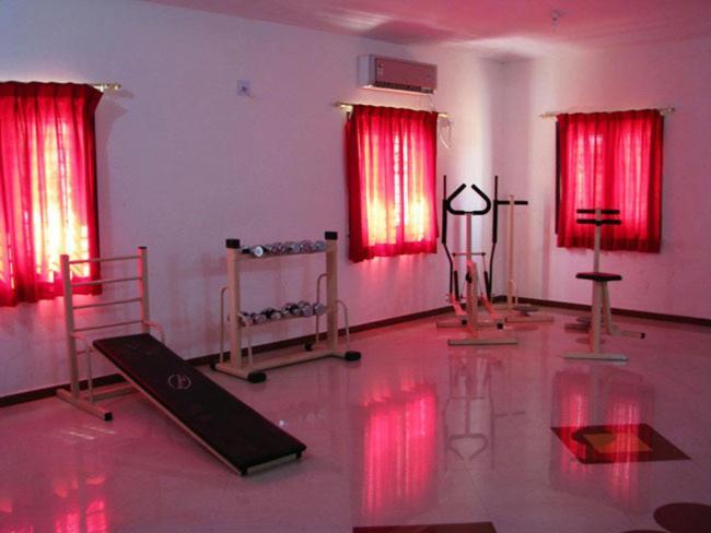 Aum Health Resort Vadodara Exteriör bild