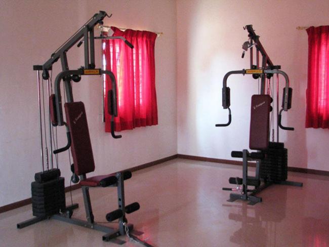 Aum Health Resort Vadodara Exteriör bild